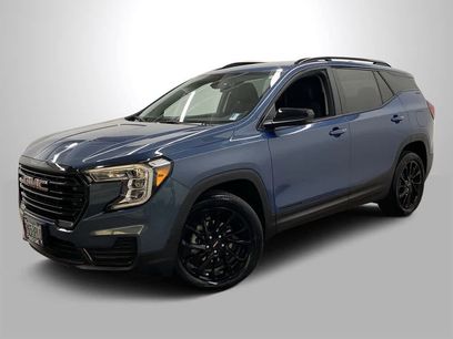 Used 2024 GMC Terrain SLE w/ Elevation Edition