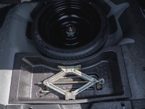 Used 2003 Honda Civic Hybrid Sedan image 11