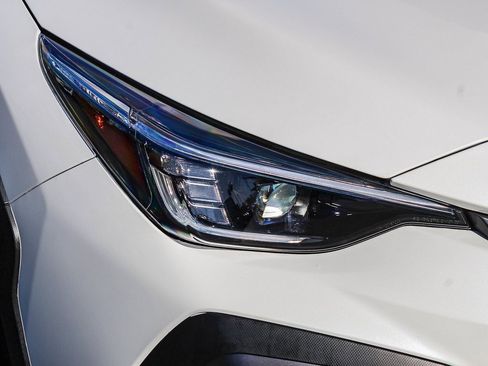 Used 2025 Subaru Crosstrek 2.5i Limited w/ Popular Package #4A image 10