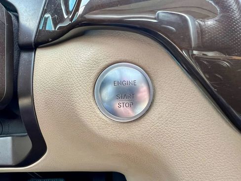 Used 2017 Mercedes-Benz GLS 450 4MATIC image 37