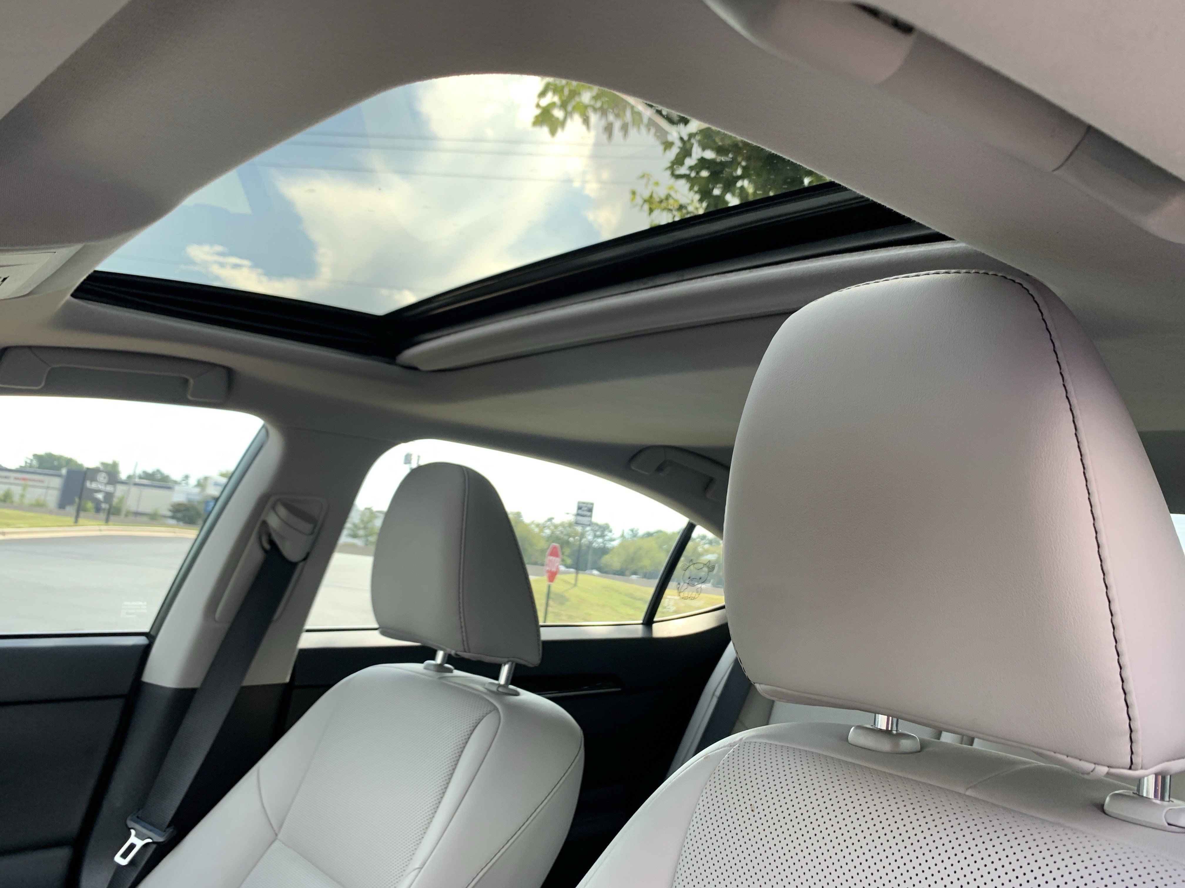 Used 2017 Lexus ES 350 w/ Premium Package FWD image 28