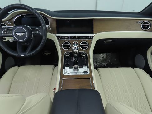 Certified 2022 Bentley Continental GT image 21