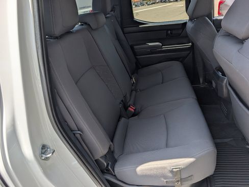 Used 2024 Toyota Tacoma SR5 AWD/4WD image 5