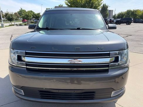 Used 2019 Ford Flex SEL w/ Equipment Group 202A FWD image 3