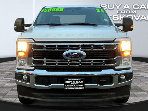 Used 2024 Ford F250 XLT image 3
