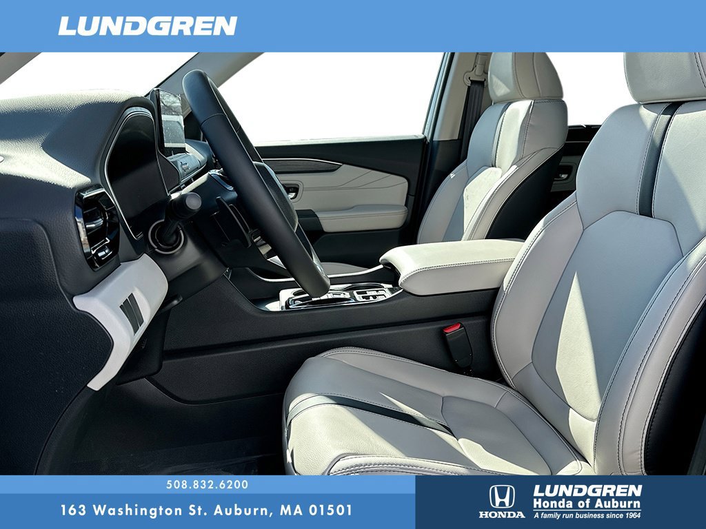 New 2026 Honda Pilot Touring image 18