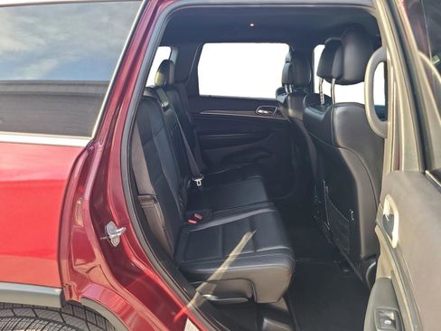 Used 2019 Jeep Grand Cherokee Limited AWD/4WD image 22