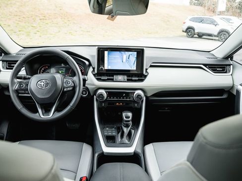 Certified 2024 Toyota RAV4 XLE Premium image 12