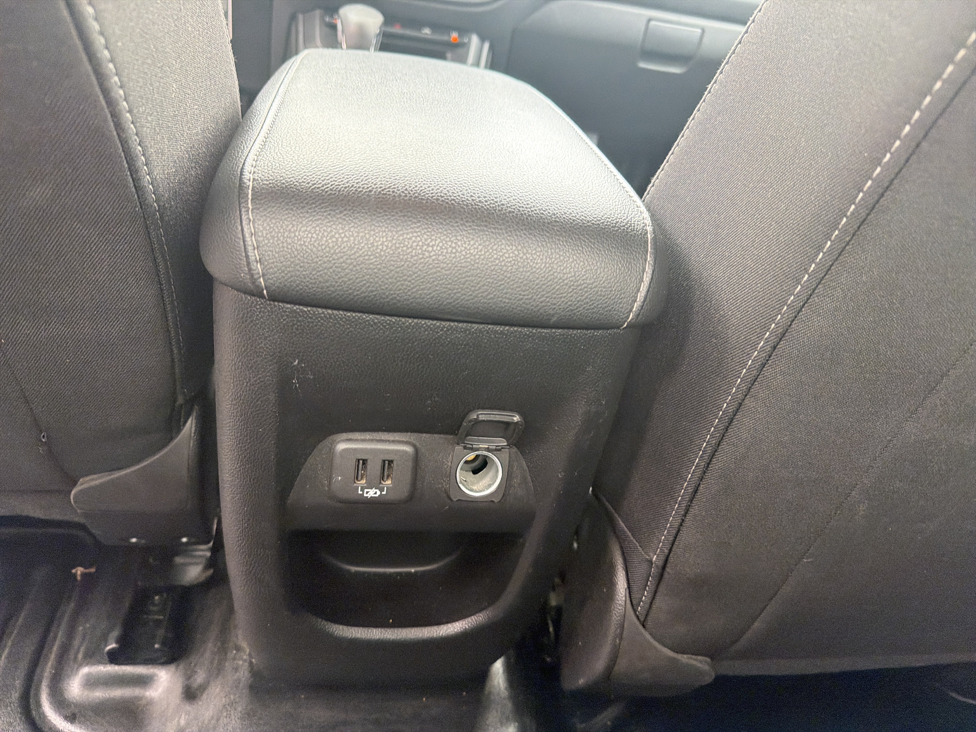 Used 2022 Chevrolet Colorado LT w/ Fleet Safety Package RWD image 29