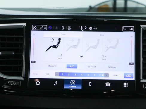 Used 2022 Chrysler Pacifica Touring-L FWD image 19