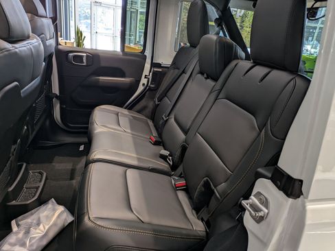 New 2025 Jeep Wrangler Unlimited Rubicon 392 image 22