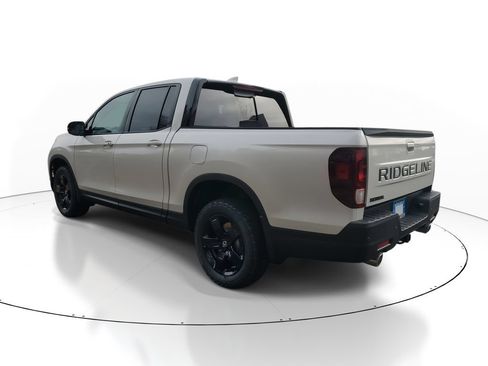 New 2026 Honda Ridgeline Black Edition image 4