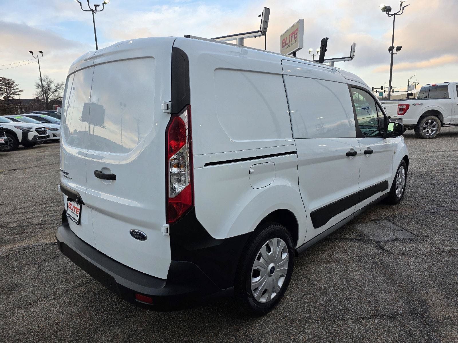 Used 2016 Ford Transit Connect XL FWD image 5