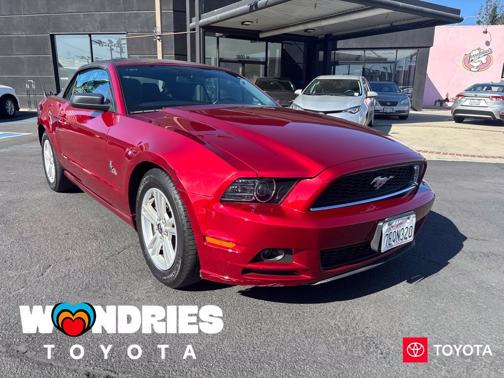 Used 2014 Ford Mustang Convertible w/ Equipment Group 102A RWD image 1