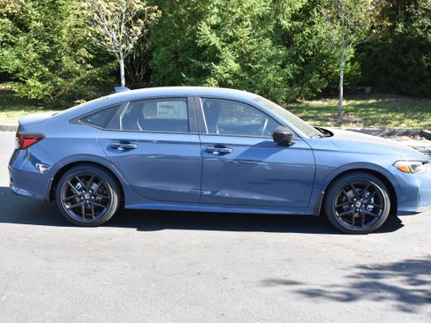 New 2026 Honda Civic FWD Hybrid Sedan image 9