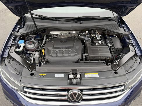 Used 2023 Volkswagen Tiguan SE image 29