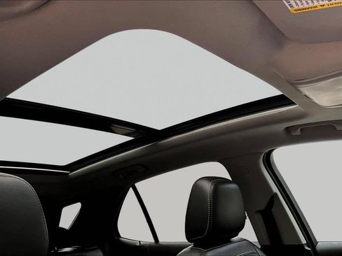 Used 2019 Chevrolet Equinox Premier AWD/4WD image 29