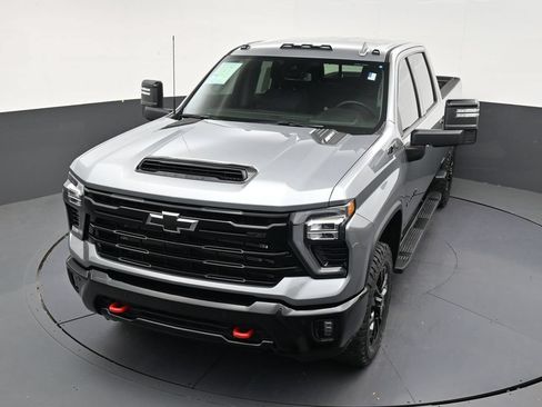Used 2026 Chevrolet Silverado 2500 LTZ w/ Trail Boss Package AWD/4WD image 19