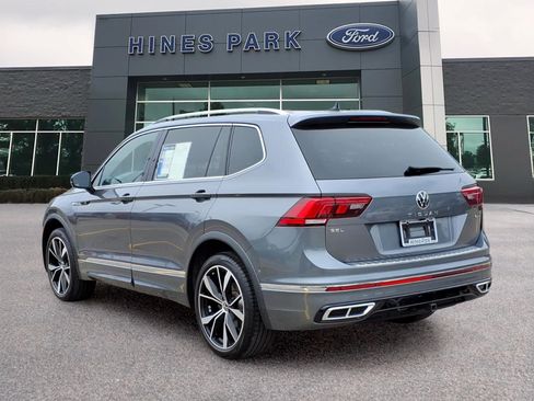 Used 2022 Volkswagen Tiguan SEL R-Line AWD/4WD image 5