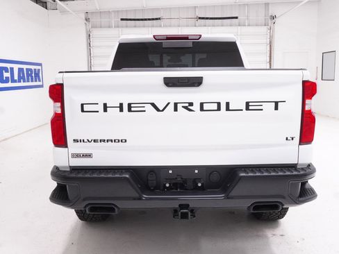 Used 2025 Chevrolet Silverado 1500 LT Trail Boss w/ Convenience Package II AWD/4WD image 6