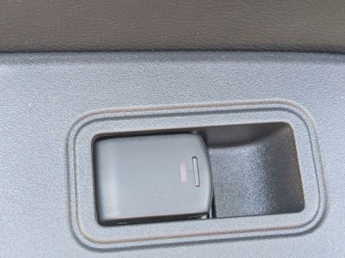 New 2026 Nissan Frontier SV w/ SV Convenience Package RWD image 25