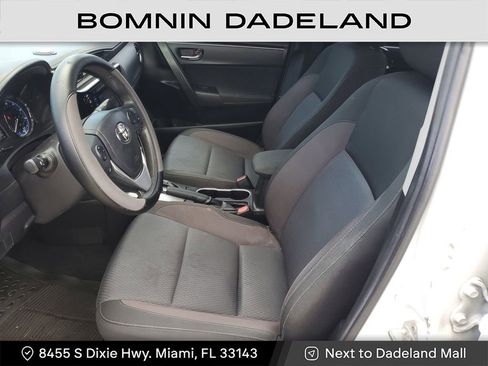 Used 2019 Toyota Corolla SE image 14