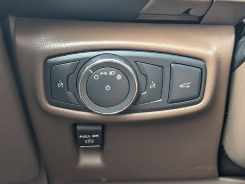 Used 2017 Lincoln MKX Reserve AWD/4WD image 30