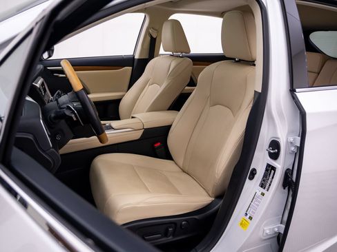 Used 2022 Lexus RX 450h AWD w/ Premium Package image 18