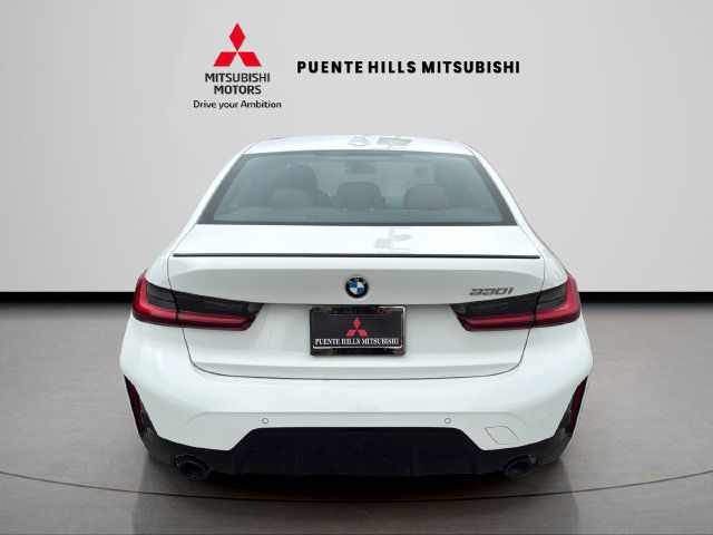 Used 2023 BMW 330i Sedan w/ M Sport Package RWD image 6
