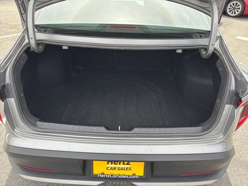 Used 2025 Kia K4 LXS image 33