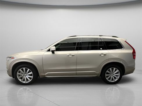 Used 2016 Volvo XC90 T6 Momentum w/ Momentum Plus Package image 2