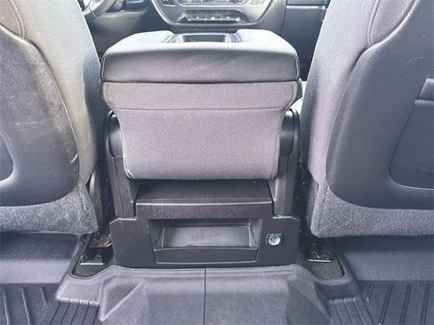 Used 2015 Chevrolet Silverado 2500 LT w/ LT Convenience Package image 19