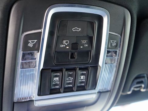 Used 2022 RAM 2500 Laramie AWD/4WD image 29