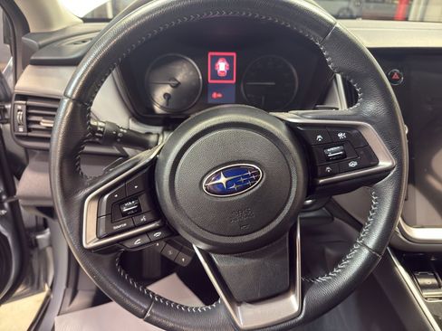 Used 2022 Subaru Outback Premium image 16