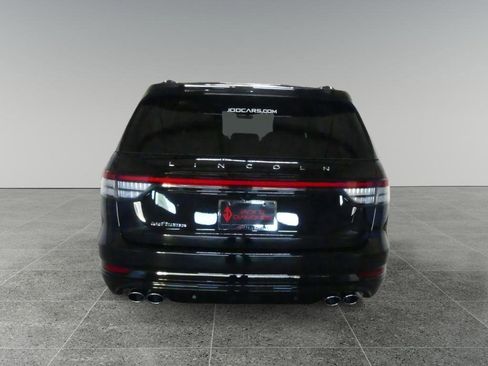 New 2025 Lincoln Aviator 2WD w/ Jet Appearance Package image 5