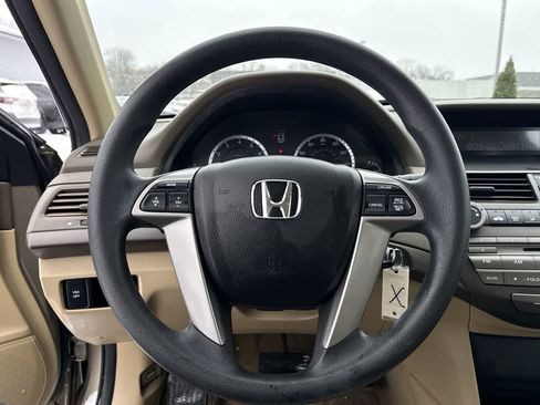 Used 2010 Honda Accord LX-P image 20
