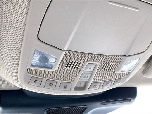 Used 2022 Lincoln Nautilus Reserve AWD/4WD image 35