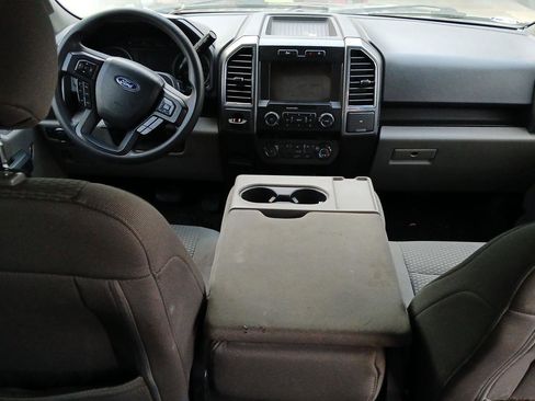 Used 2019 Ford F150 XLT image 11