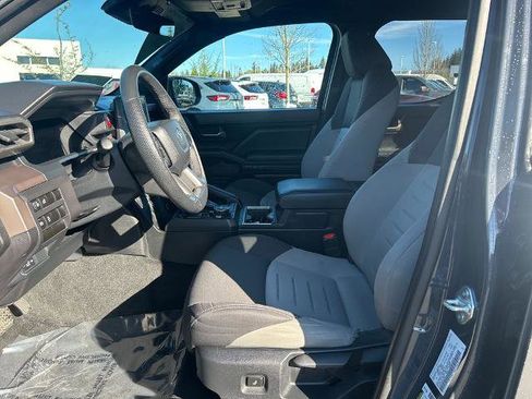 Used 2024 Toyota Tacoma TRD Off-Road AWD/4WD image 5