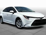 Used 2023 Toyota Corolla LE image 2
