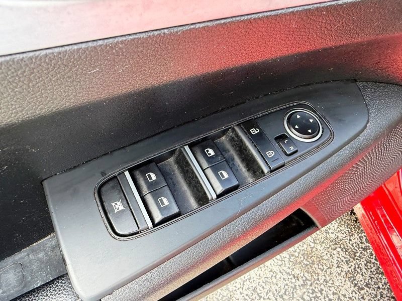 Used 2023 Kia Forte LXS w/ LXS Technology Package FWD image 28