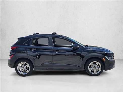 Used 2023 Hyundai Kona SEL FWD image 4