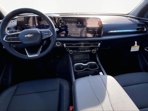 New 2026 Chevrolet Traverse LT w/ Driver Confidence Package image 6