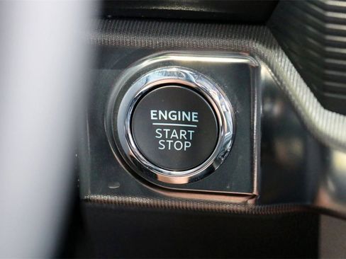 New 2025 Ford F150 Lariat w/ Equipment Group 502A High image 16