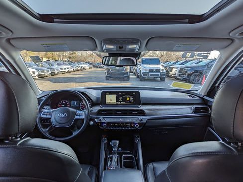 Used 2020 Kia Telluride EX image 40