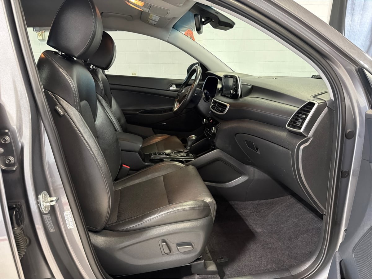 Used 2021 Hyundai Tucson Limited AWD/4WD image 15