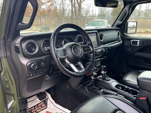 Used 2023 Jeep Wrangler Unlimited Rubicon 4xe w/ Steel Bumper Group image 8