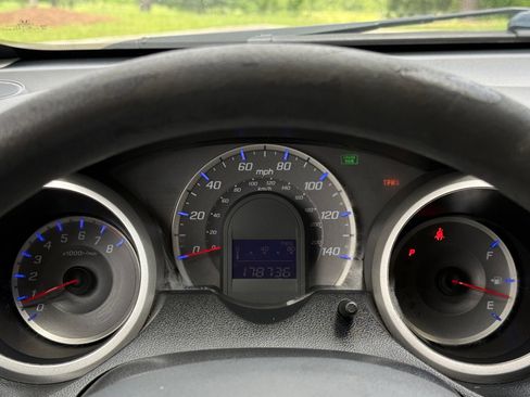 Used 2013 Honda Fit image 28