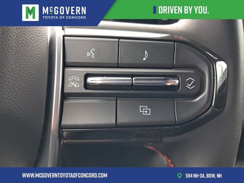 Used 2023 Chevrolet Colorado Z71 w/ Z71 Convenience Package 2 image 21