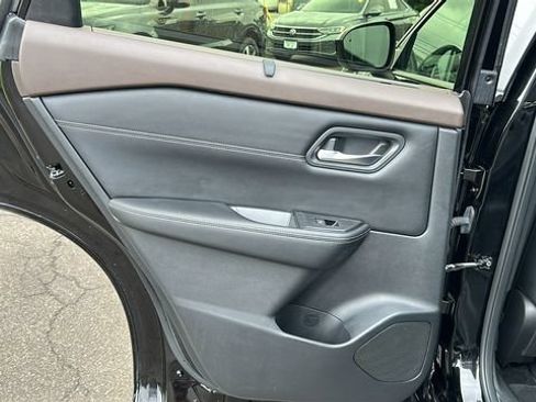 Certified 2023 Nissan Rogue SV w/ SV Premium B Package AWD/4WD image 22